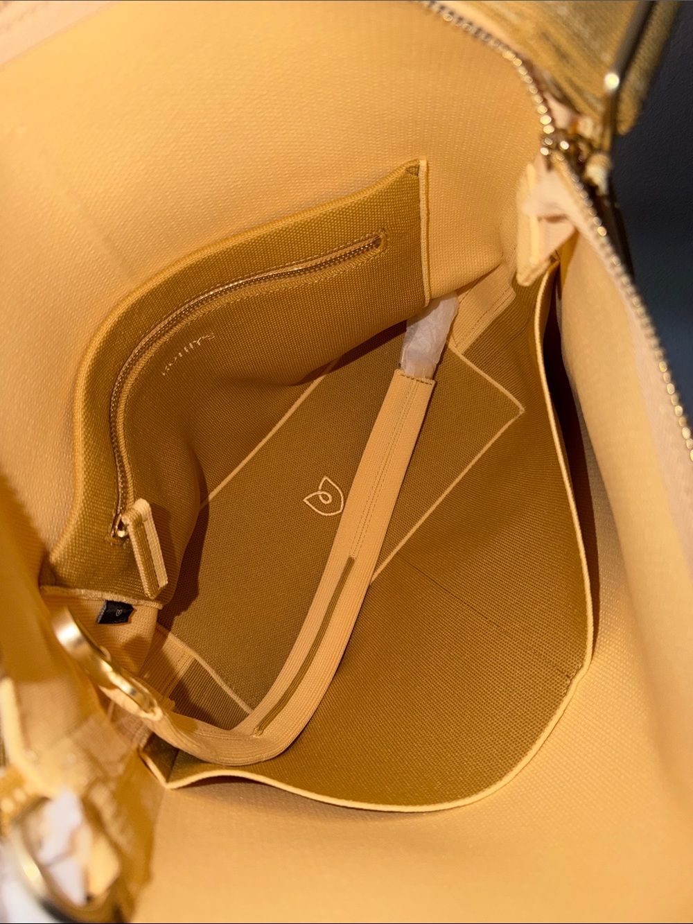 Rothy’s The Mini Zip Bucket Bag in Golden Wheat - Picture 7 of 7